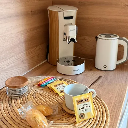 Simple Avec Terrasse Privee - Proche Tram Et Centre - Cuisine Et Salle De Bain En Partage Pensjonat Montpellier