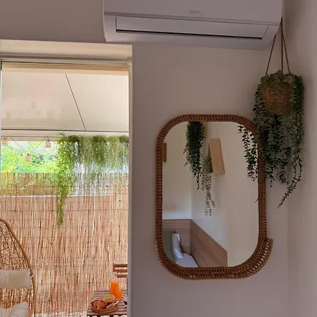 Simple Avec Terrasse Privee - Proche Tram Et Centre - Cuisine Et Salle De Bain En Partage 3* Montpellier