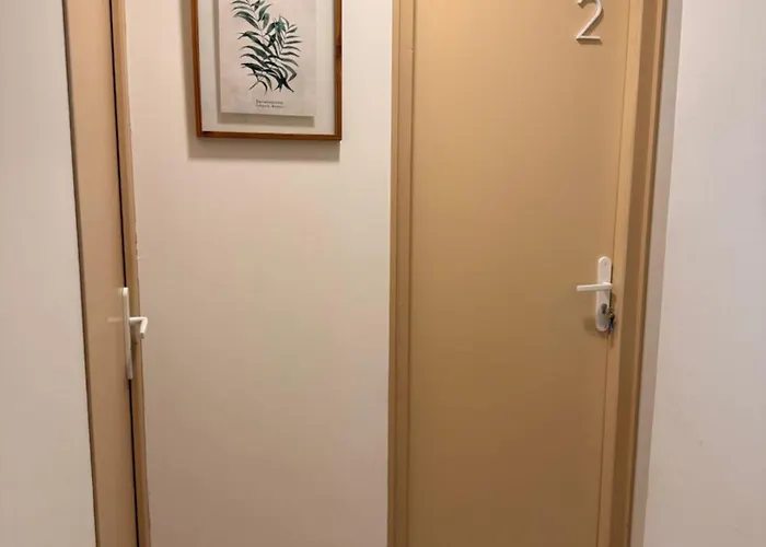 Simple Avec Terrasse Privee - Proche Tram Et Centre - Cuisine Et Salle De Bain En Partage Montpellier